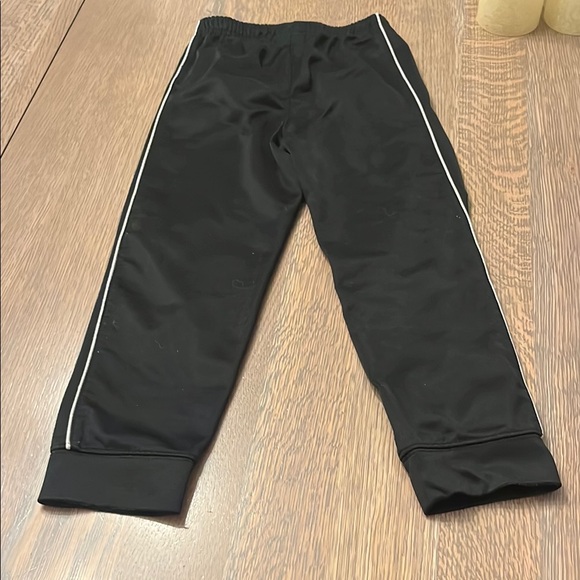 Nike Kids Black Track Pants - Picture 4 of 4